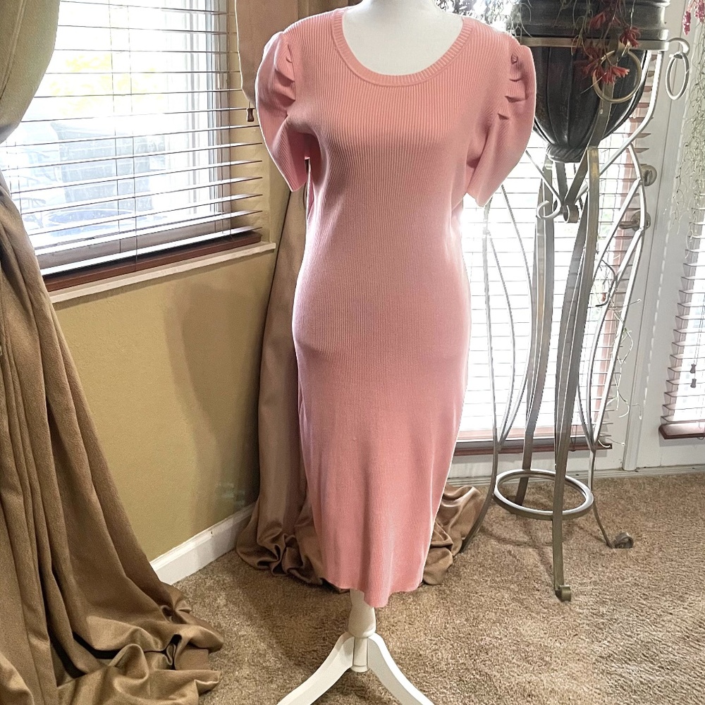 Knitted dress - NEW ITEM Large.